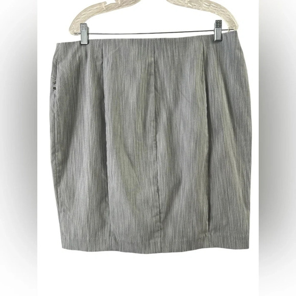 Alfani classy grey high waisted mini pencil skirt - Picture 4 of 4